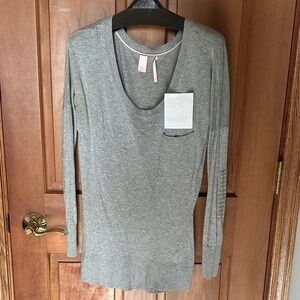 Victoria's Secret Heather Gray Long Sleeve Tee